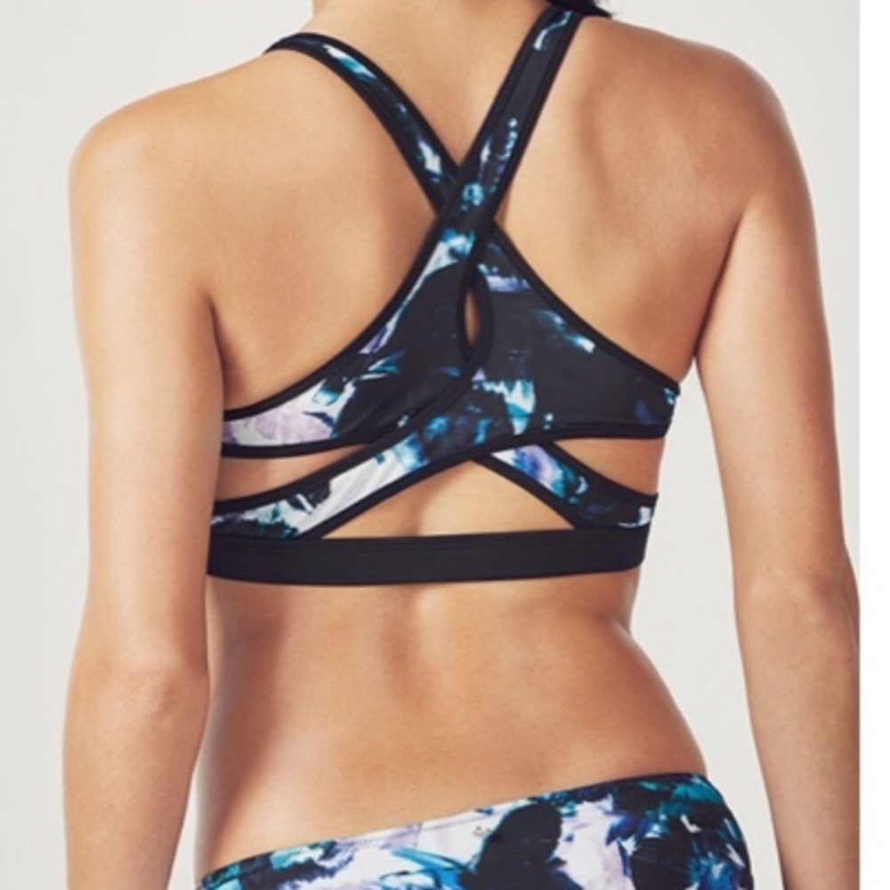 👙 Fabletics Reversible Sporty Bikini